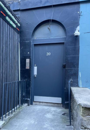 Central Morrison Street Apartment